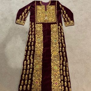 Palestinian velvet thobe